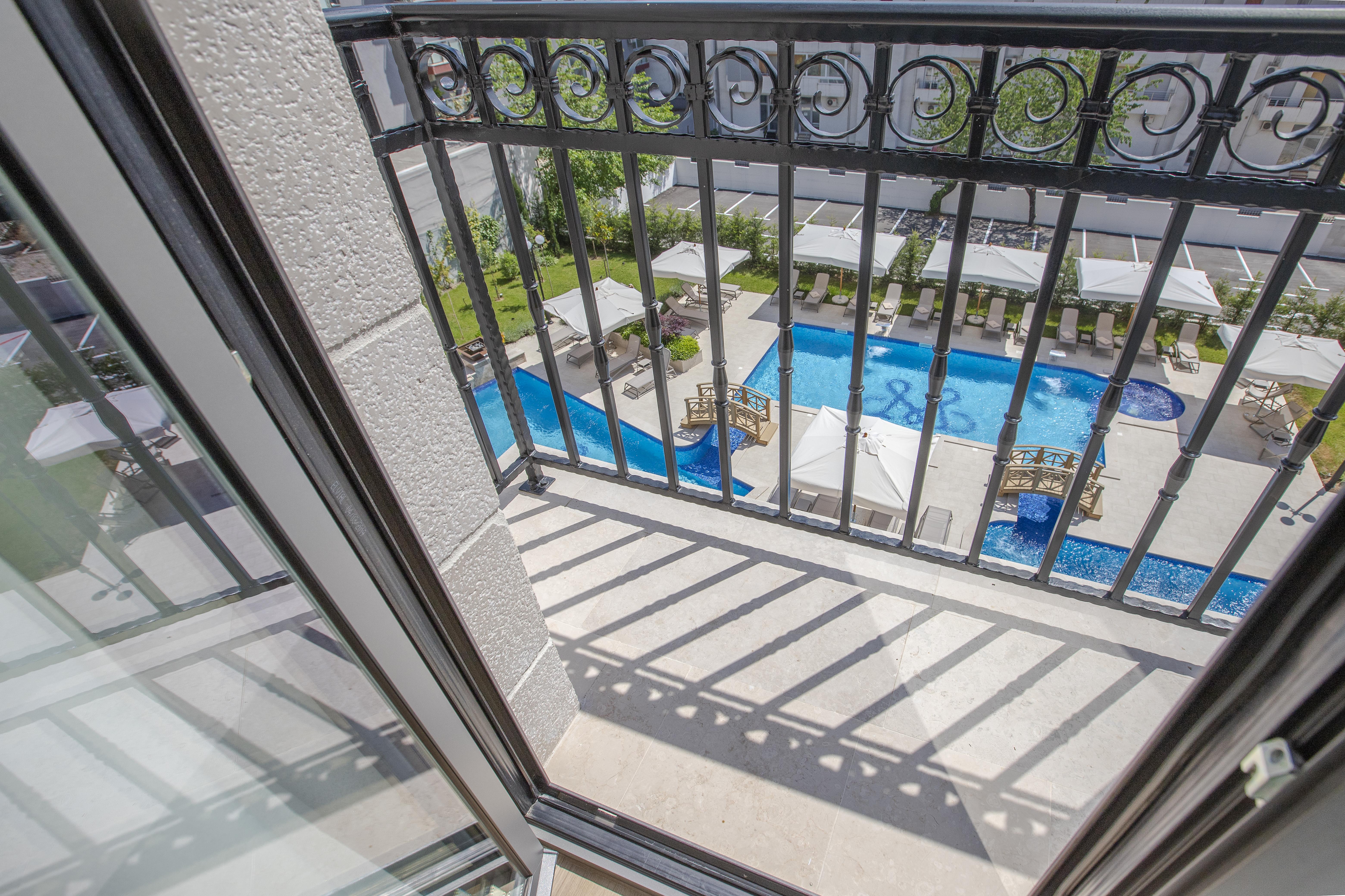 Boutique Hotel Momentum By Aycon Budva Exterior photo