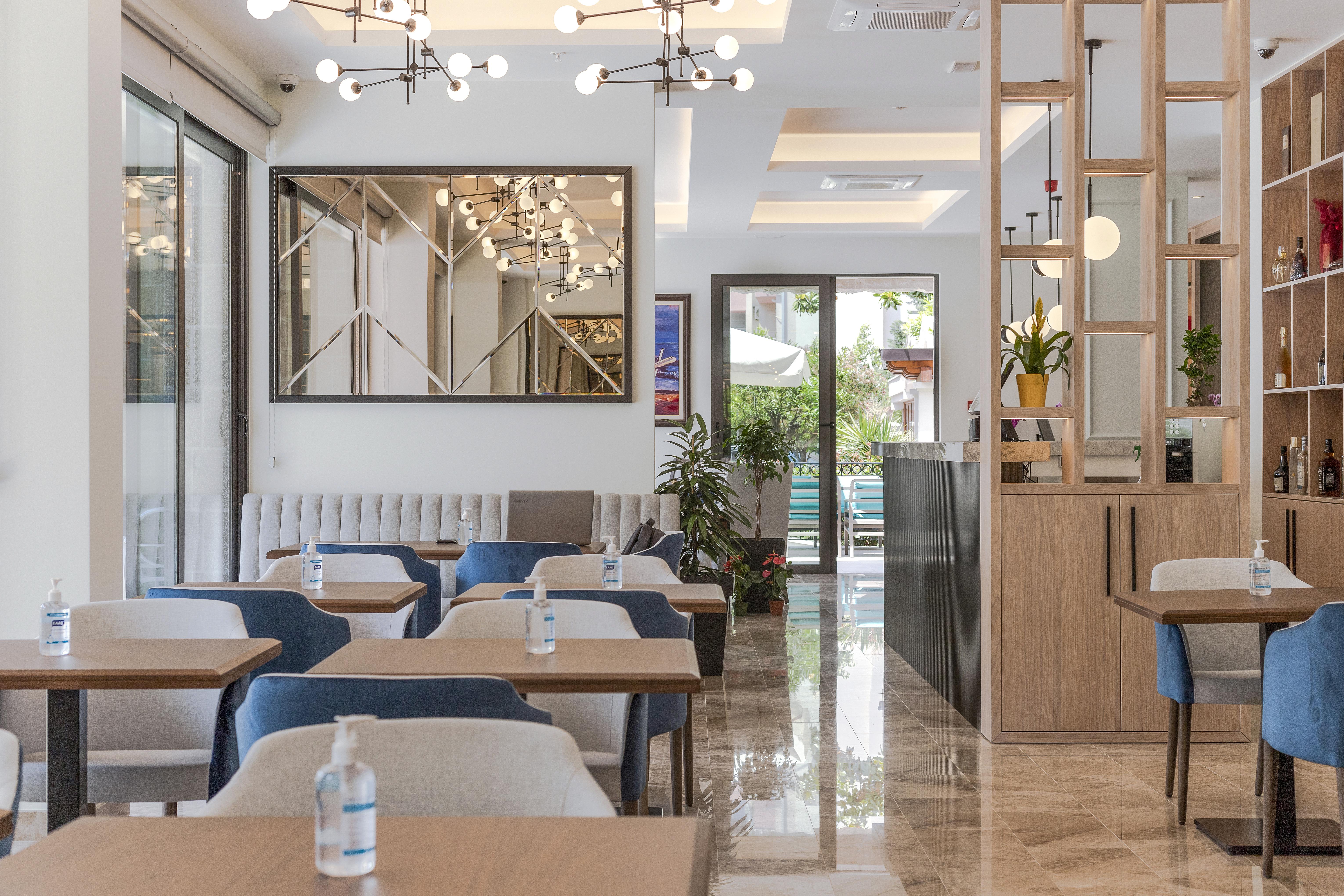 Boutique Hotel Momentum By Aycon Budva Exterior photo